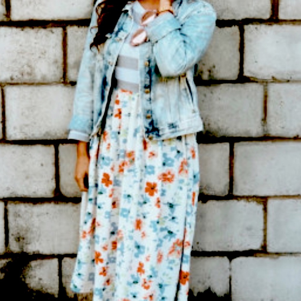 Dainty Jewells Sidewalk Stroll dress in gray SZ XSMALL